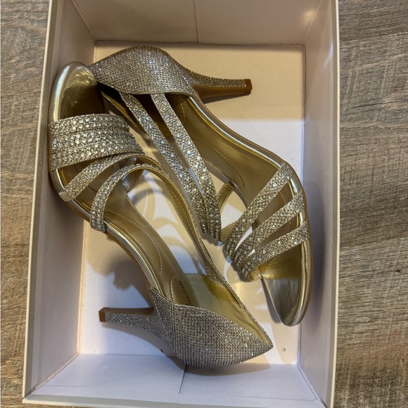 SOLD - Picture 1 of 5